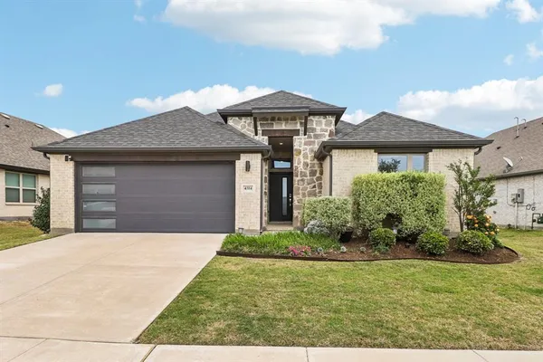 $350,000 | 4314 Lombardy Drive, Venus, TX 76084