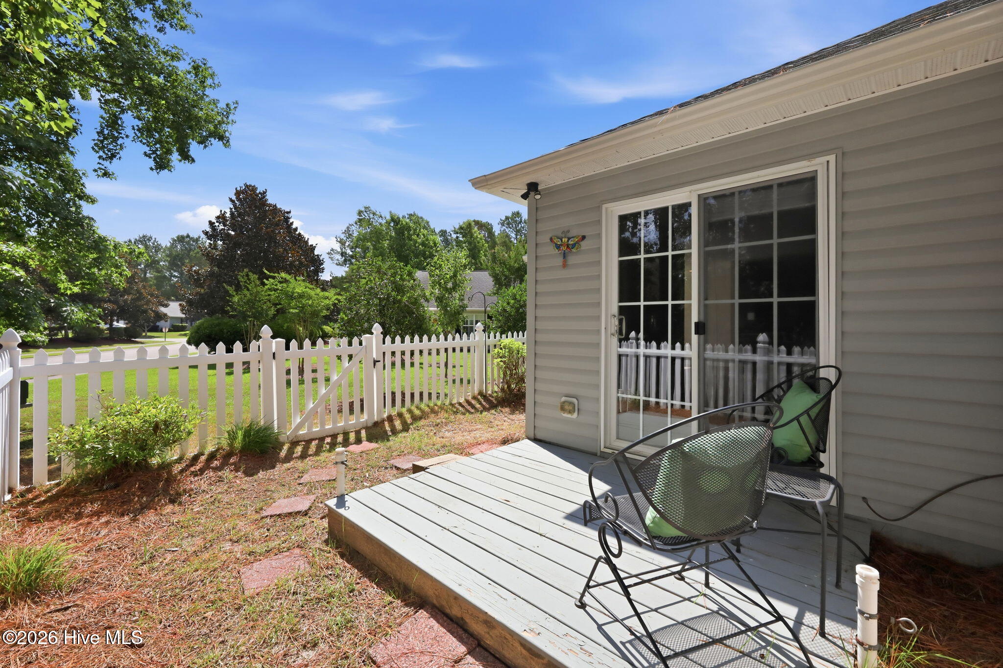 702 Hummingbird South Swansboro, NC 28584 - Photo 28 of 34 Rear patio and yard
