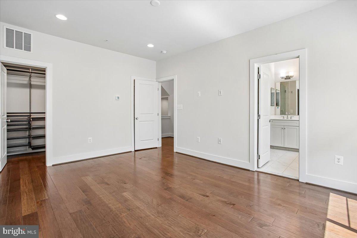 2865 Lowen Valley Road Alexandria, VA 22303 - Photo 30 of 80 Gallery Image 30
