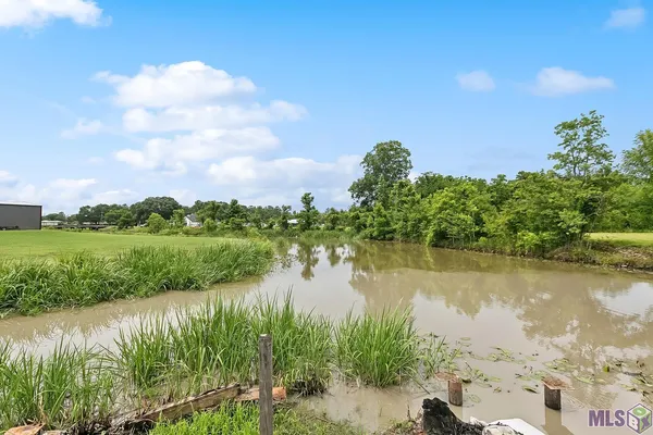 $639,900 | 11177 Toria Lane, St. Amant, LA 70774