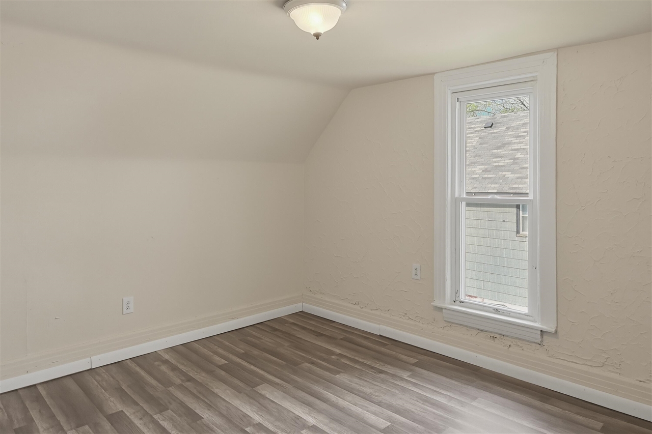 28 East Henry Street River Rouge, MI 48218 - Photo 11 of 14