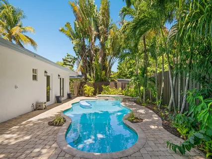 $699,999 | 812 Northwest 26th Street, Wilton Manors, FL 33311