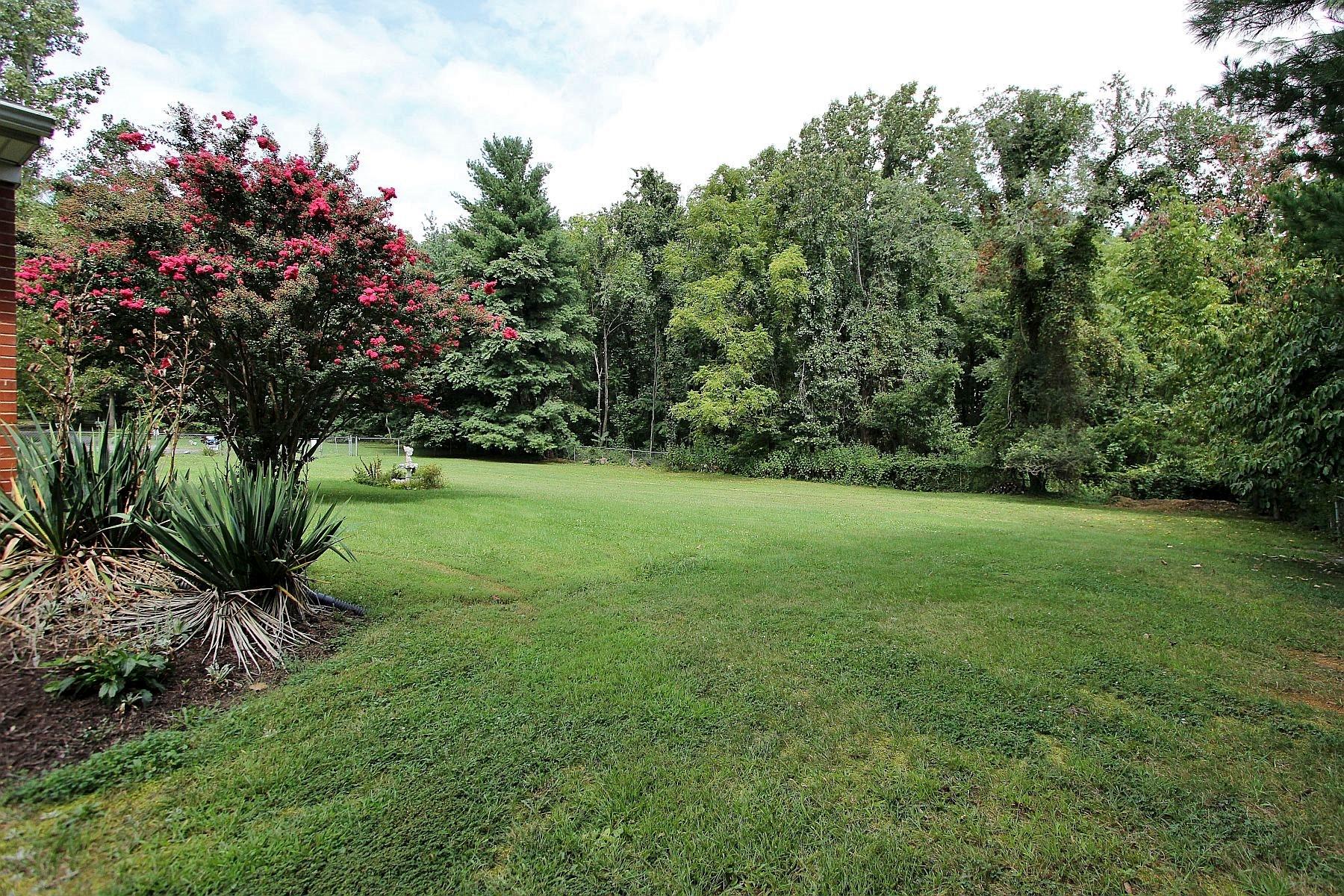 4608 Oak Road Northwest Roanoke, VA 24017 - Photo 10 of 39 IMG_8066