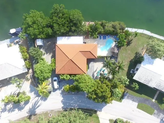 $10,000 | 309 Calz. De Bougainvillea, Marathon, FL 33050