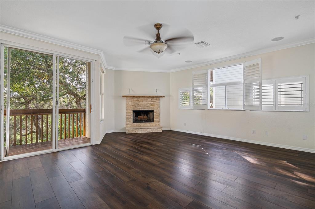 1381 Curlew Road Dunedin, FL 34698 - Photo 6 of 37
