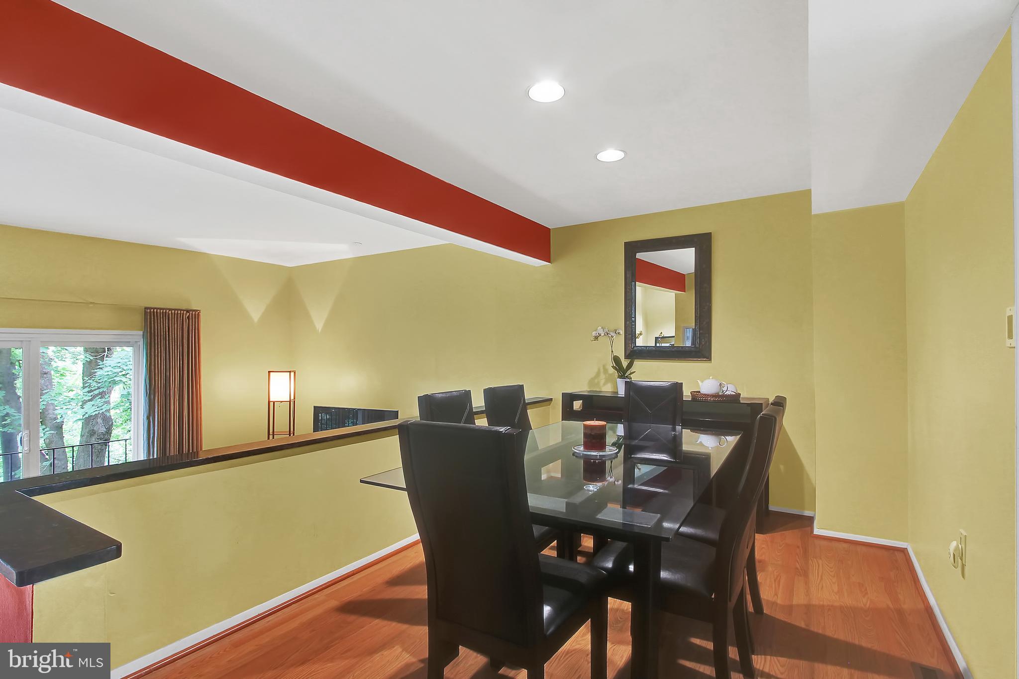 1909 Greenberry Road Baltimore, MD 21209 - Photo 7 of 33 Dining room