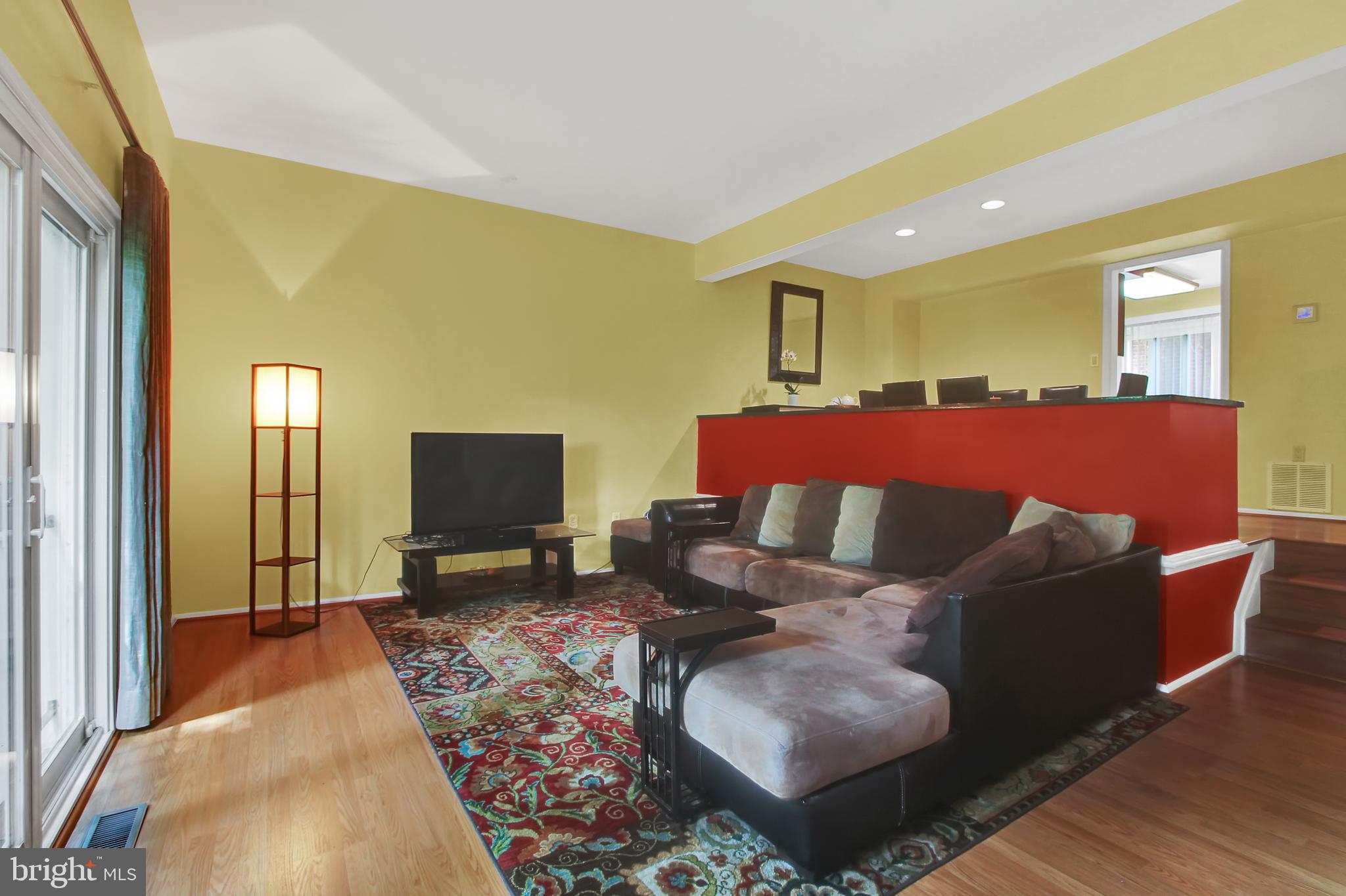 1909 Greenberry Road Baltimore, MD 21209 - Photo 8 of 33 Step down into the living room