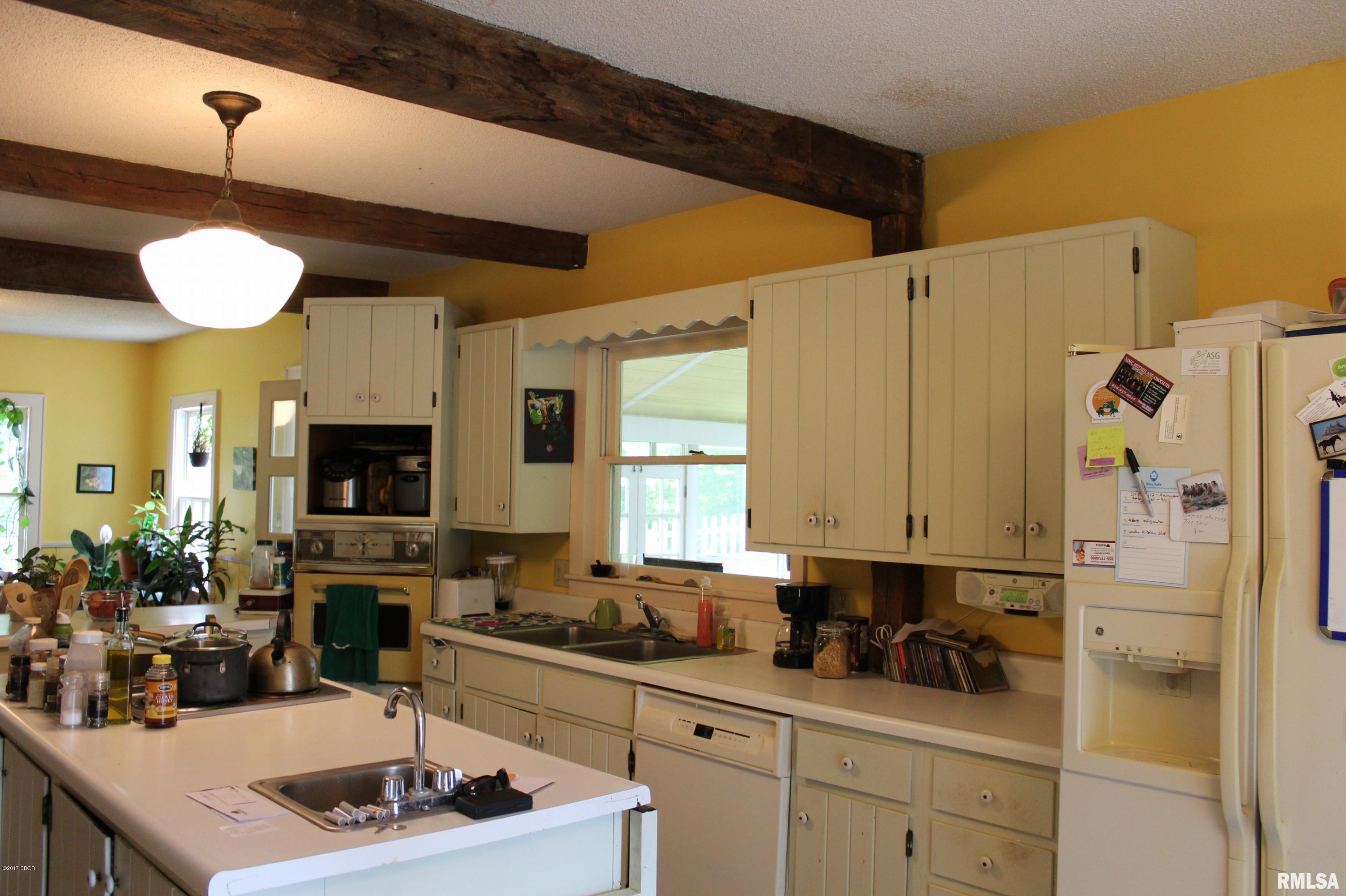 22 Heritage Road Carbondale, IL 62903 - Photo 4 of 26