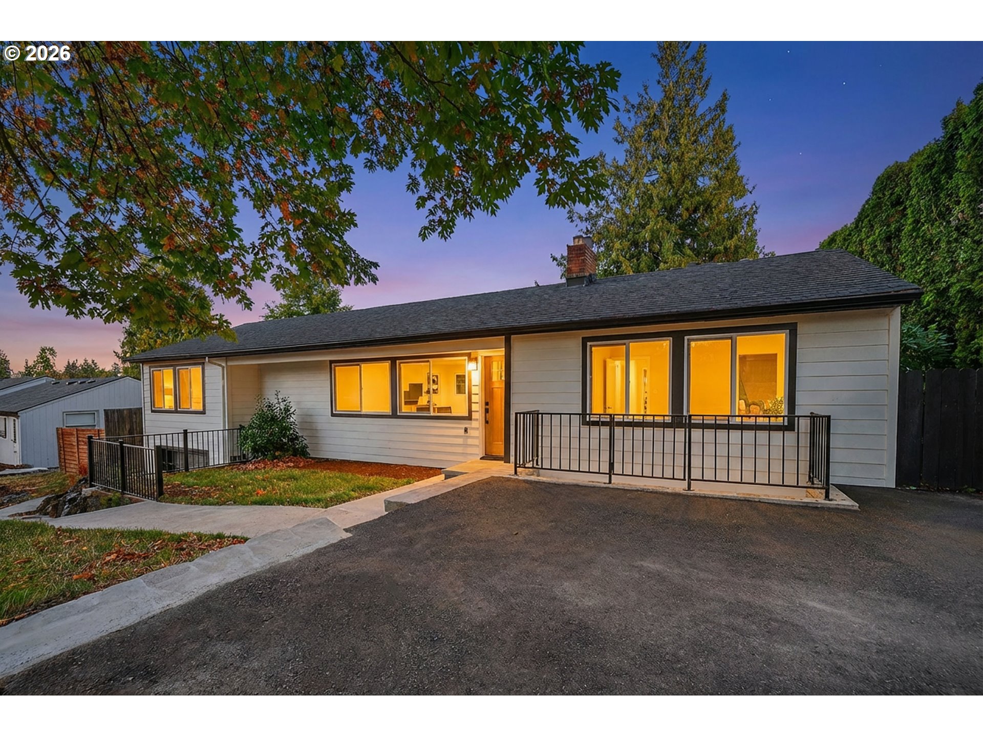 142 Northeast 128th Avenue Portland, OR 97230 - Photo 2 of 43 a view of back yard