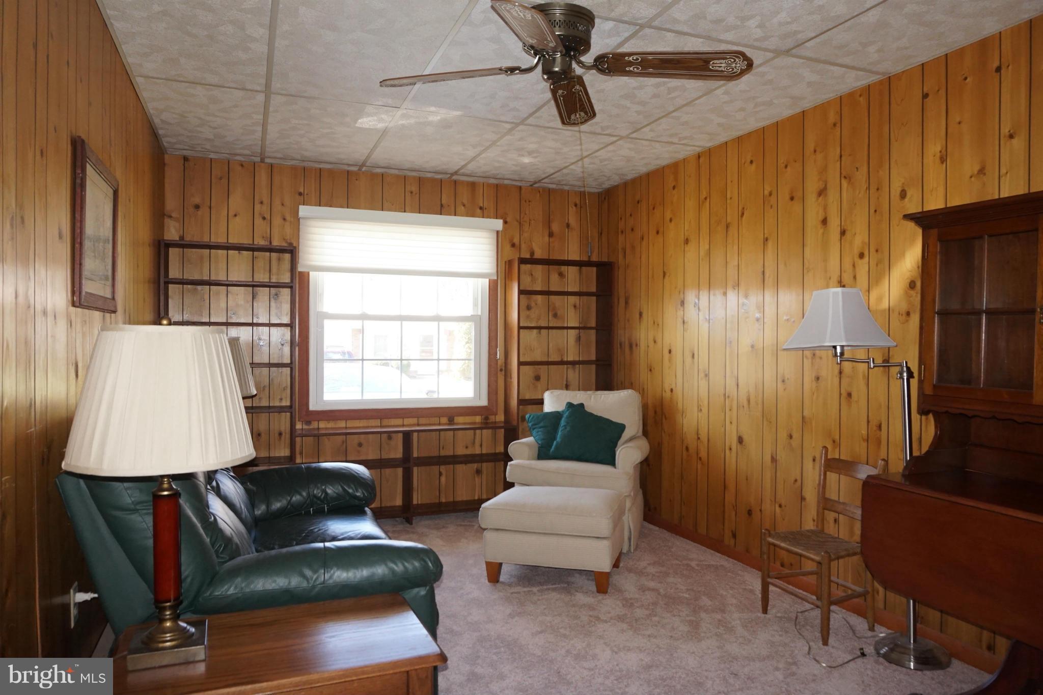 804 West Poplar Road Sterling, VA 20164 - Photo 8 of 22 Family Room