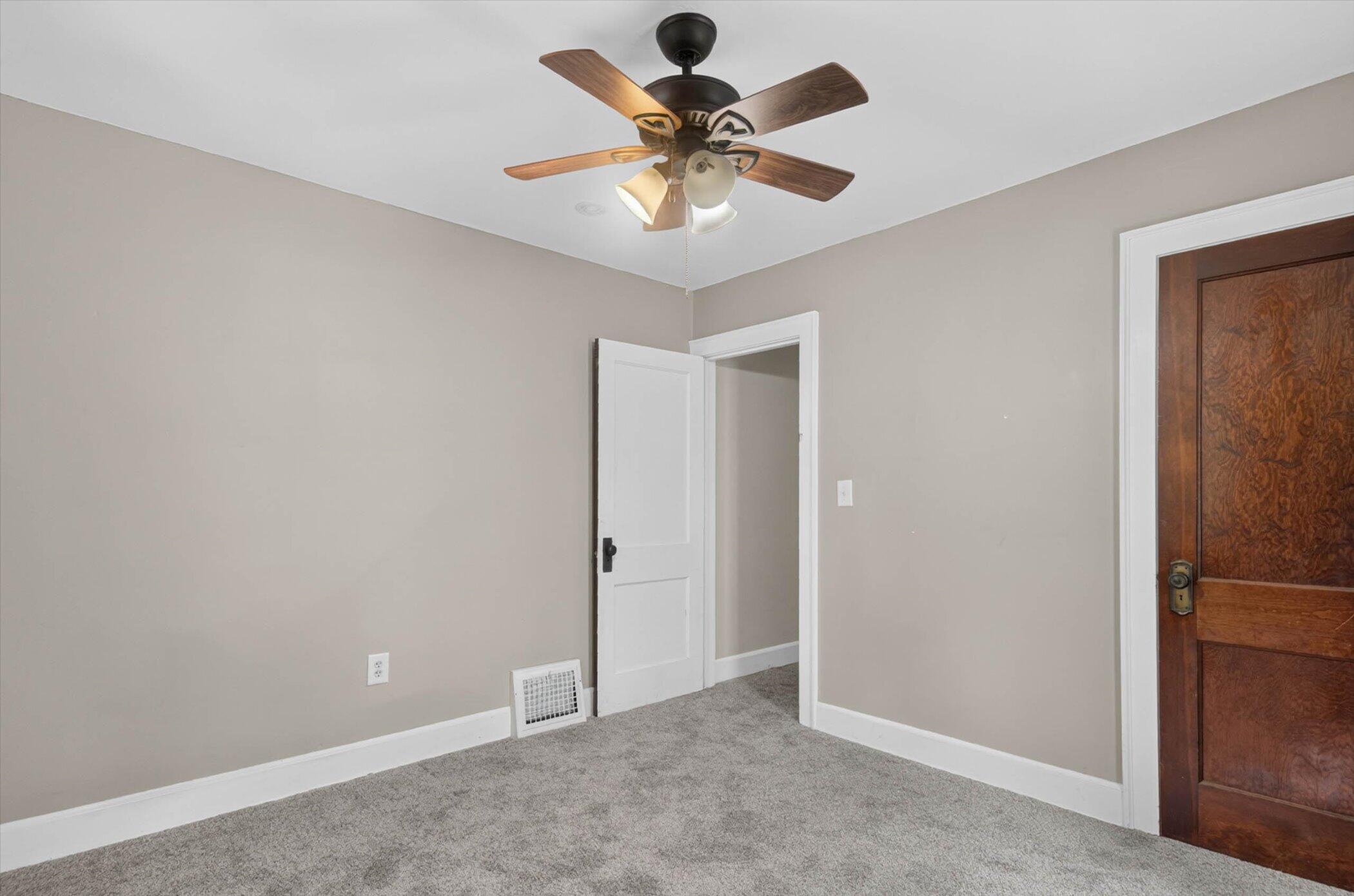 2815 Overhill Road Jackson, MI 49203 - Photo 23 of 31 23-2815-Overhill-Rd-WindowStill-Photogra