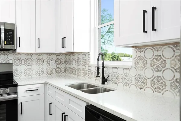 $359,000 | 126 Canby Circle, Spring Hill, FL 34606