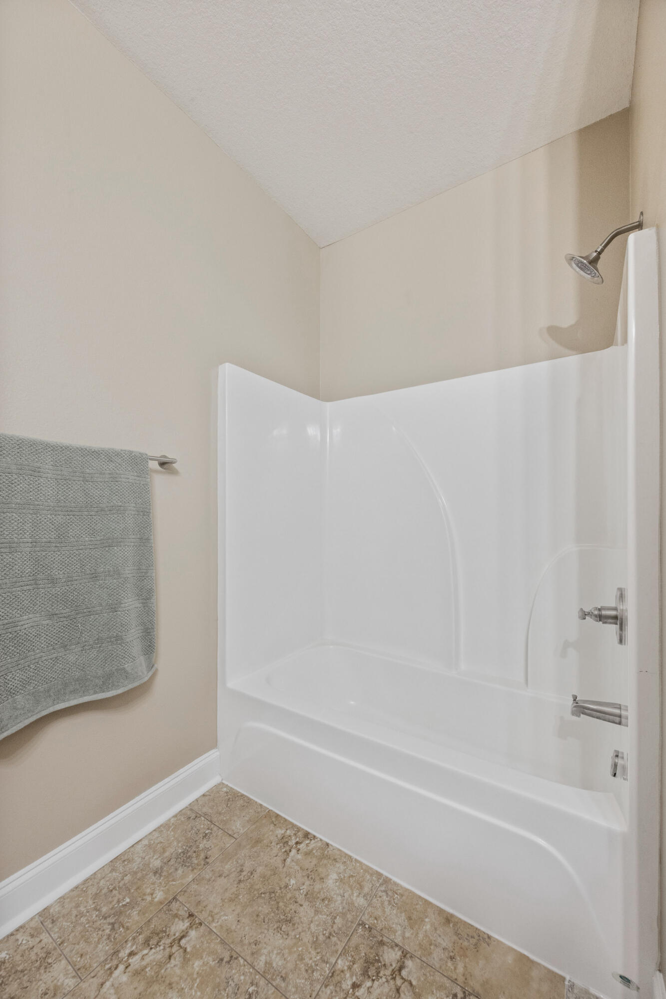 5774 Wayne Rogers Road Crestview, FL 32539 - Photo 47 of 63 45-46