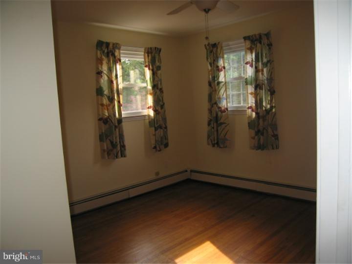 617 Pinney Road Huntingdon Valley, PA 19006 - Photo 13 of 24 Gallery Image 13
