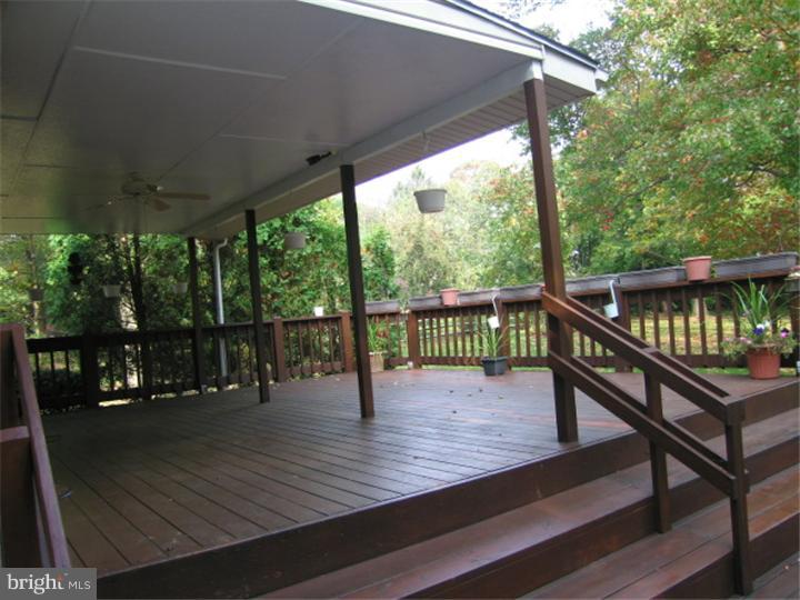 617 Pinney Road Huntingdon Valley, PA 19006 - Photo 8 of 24 Gallery Image 8
