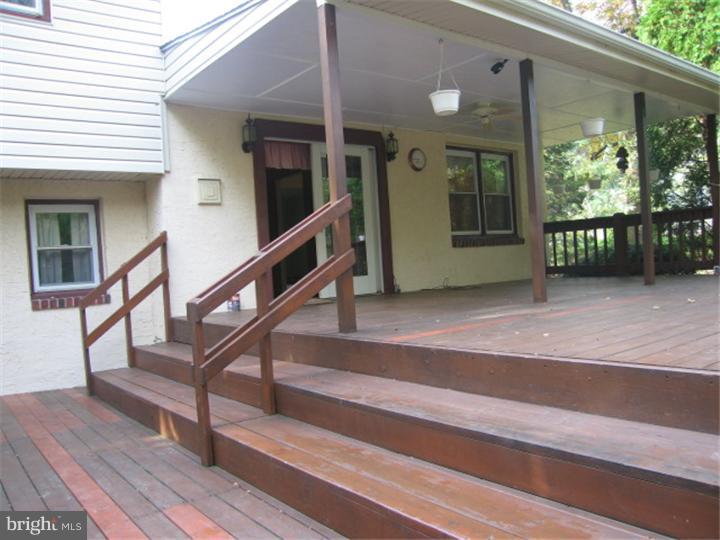 617 Pinney Road Huntingdon Valley, PA 19006 - Photo 9 of 24 Gallery Image 9