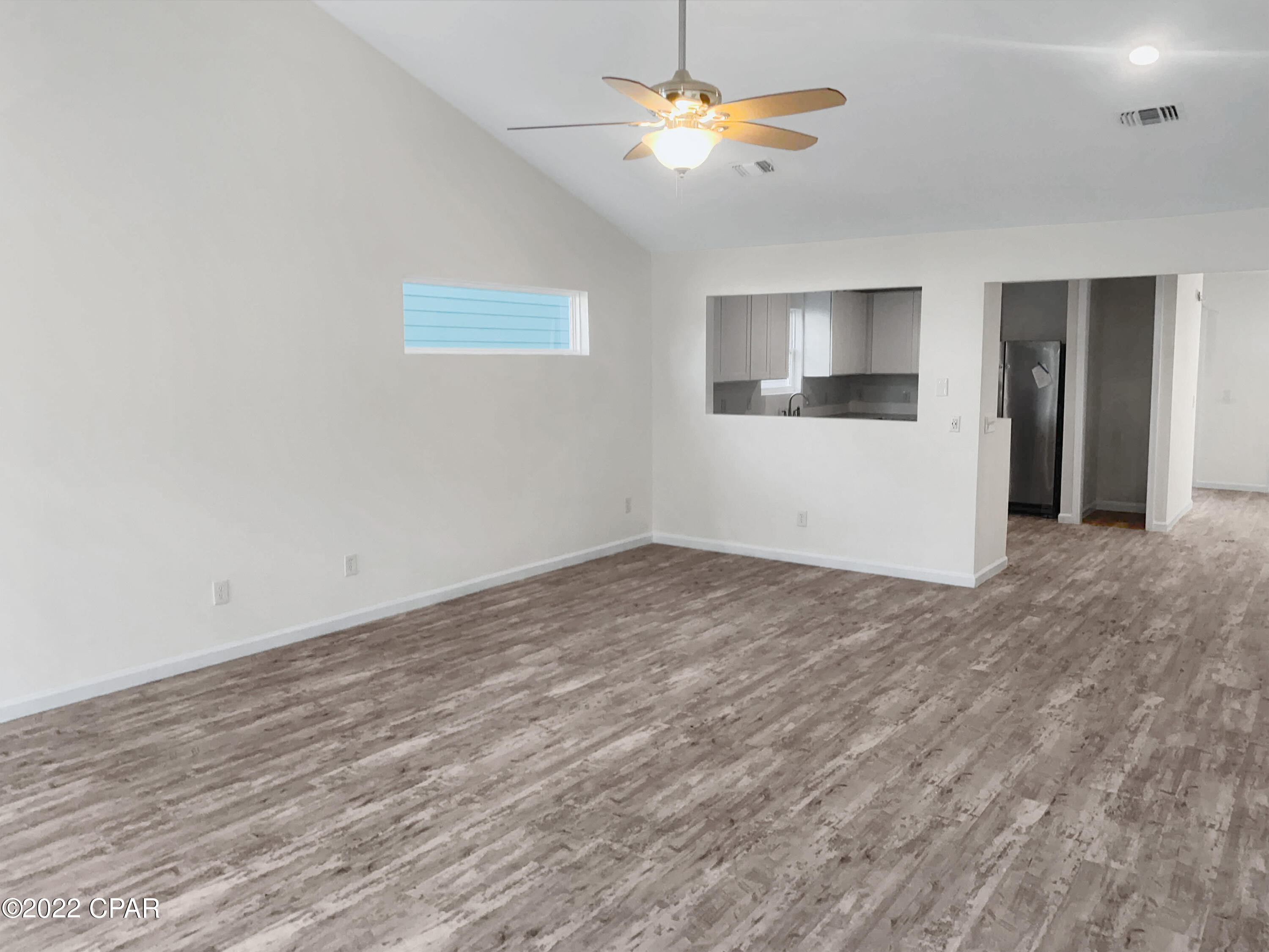 107 Ridgecrest Court Panama City, FL 32405 - Photo 5 of 11 Gallery Image 5