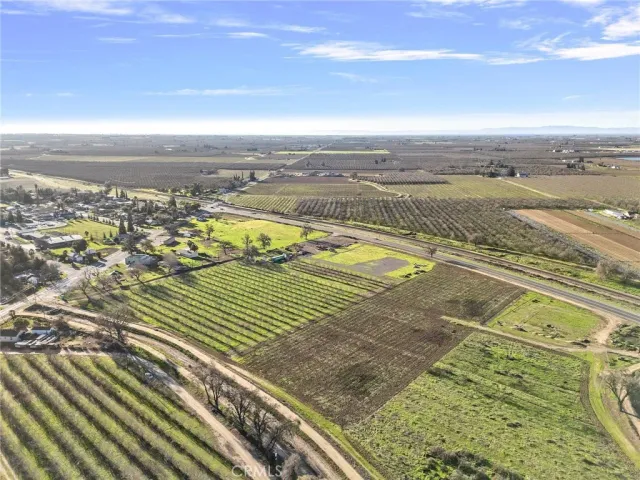 a view of an ocean an empty room