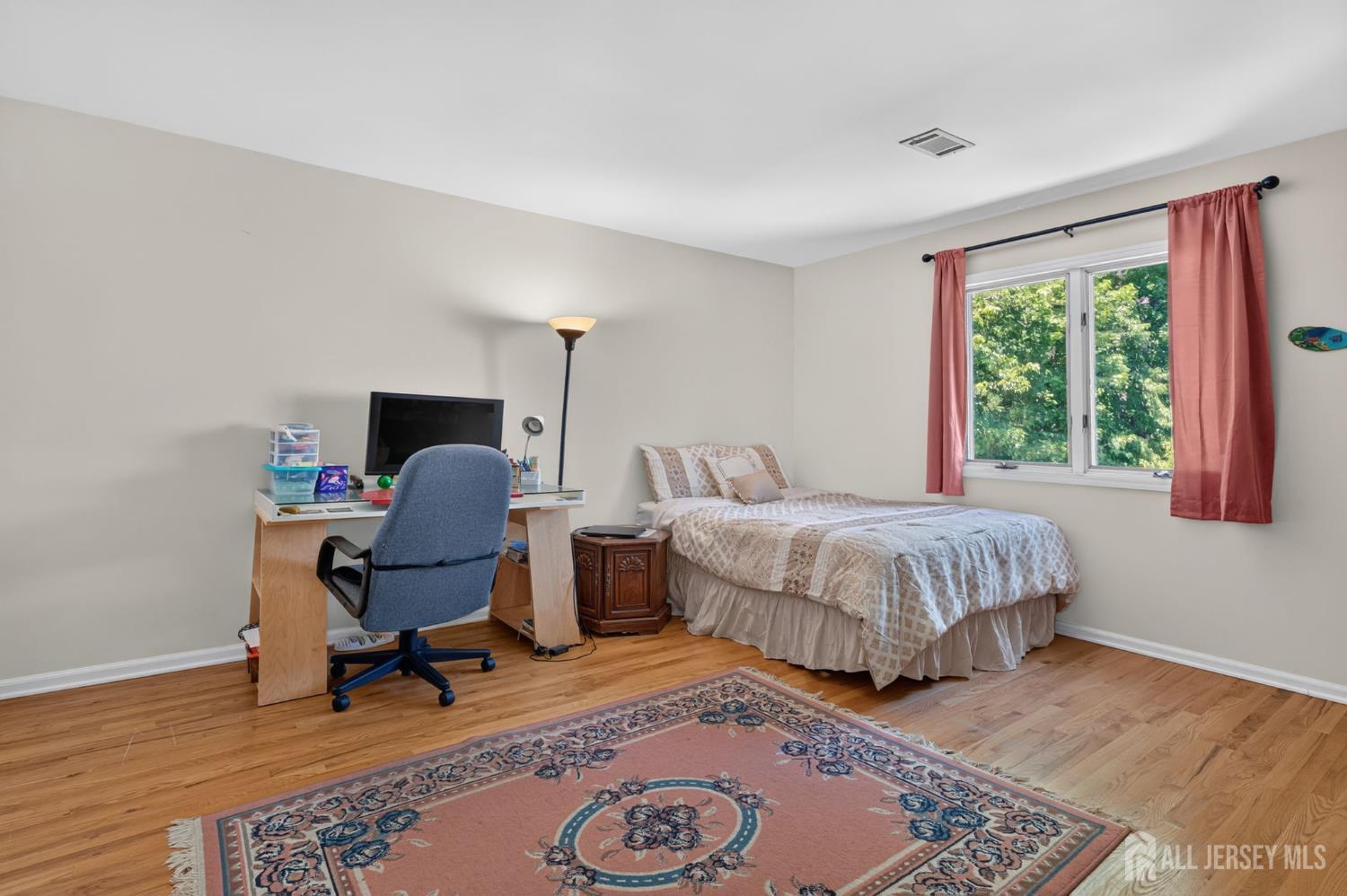 14 Gallo Way Edison, NJ 08820 - Photo 29 of 38