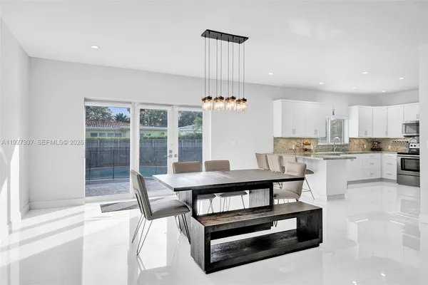 $5,900 | 1102 Meadow Lark Avenue, Miami Springs, FL 33166