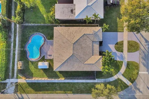 $5,900 | 1102 Meadow Lark Avenue, Miami Springs, FL 33166