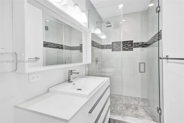 $5,900 | 1102 Meadow Lark Avenue, Miami Springs, FL 33166