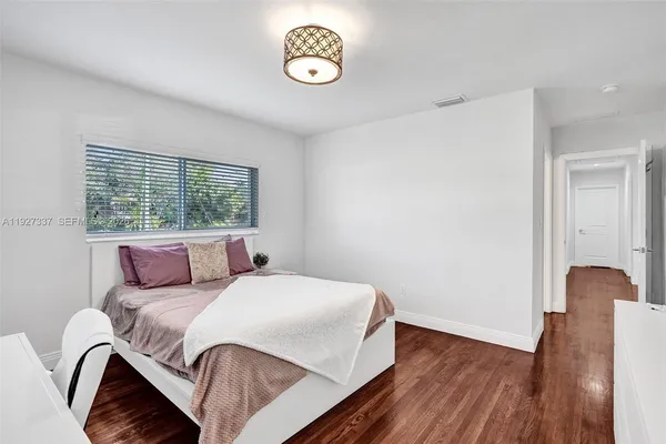 $5,900 | 1102 Meadow Lark Avenue, Miami Springs, FL 33166