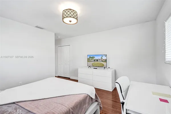 $5,900 | 1102 Meadow Lark Avenue, Miami Springs, FL 33166