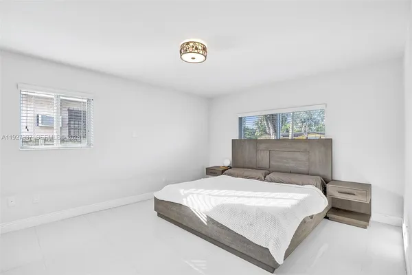 $5,900 | 1102 Meadow Lark Avenue, Miami Springs, FL 33166