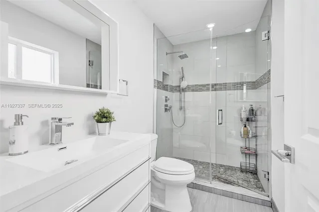 $7,000 | 1102 Meadow Lark Avenue, Miami Springs, FL 33166