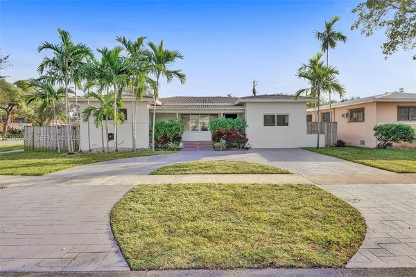 $5,900 | 1102 Meadow Lark Avenue, Miami Springs, FL 33166