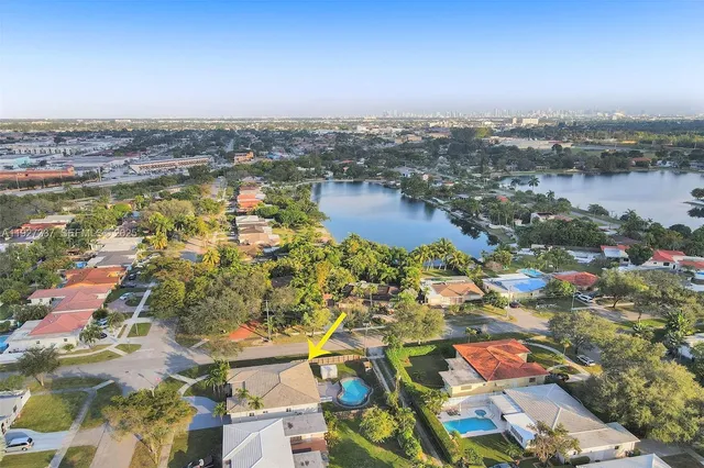 $7,000 | 1102 Meadow Lark Avenue, Miami Springs, FL 33166