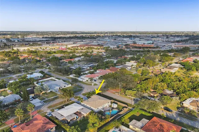 $7,000 | 1102 Meadow Lark Avenue, Miami Springs, FL 33166