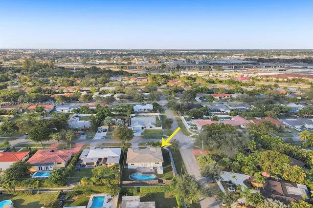 $7,000 | 1102 Meadow Lark Avenue, Miami Springs, FL 33166