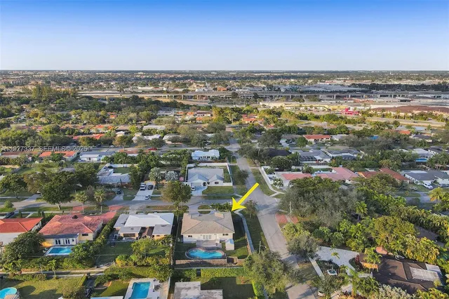 $7,000 | 1102 Meadow Lark Avenue, Miami Springs, FL 33166