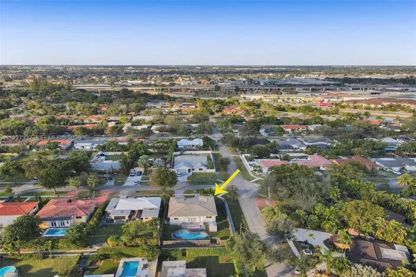 $5,900 | 1102 Meadow Lark Avenue, Miami Springs, FL 33166