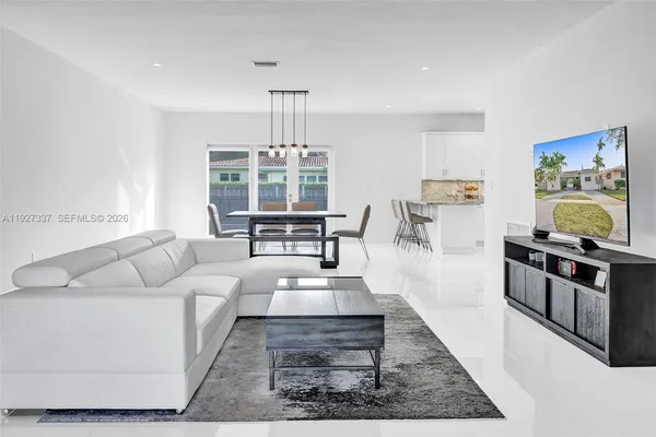 $5,900 | 1102 Meadow Lark Avenue, Miami Springs, FL 33166