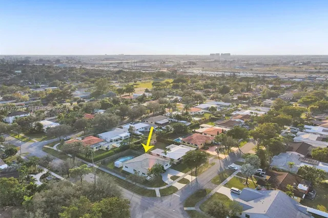 $7,000 | 1102 Meadow Lark Avenue, Miami Springs, FL 33166