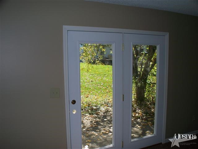 9325 Crystal Spring Drive Fort Wayne, IN 46804 - Photo 4 of 9 Gallery Image 4