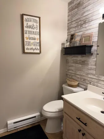 $325,000 | 324 Shorewood Circle, Detroit Lakes, MN 56501