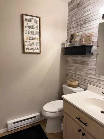 $325,000 | 324 Shorewood Circle, Detroit Lakes, MN 56501