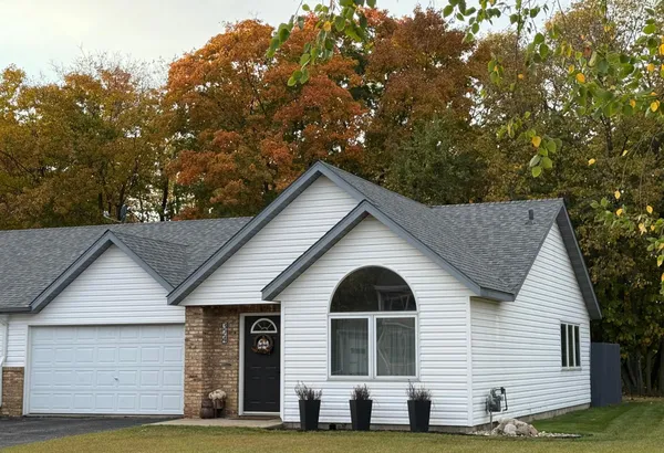 $325,000 | 324 Shorewood Circle, Detroit Lakes, MN 56501