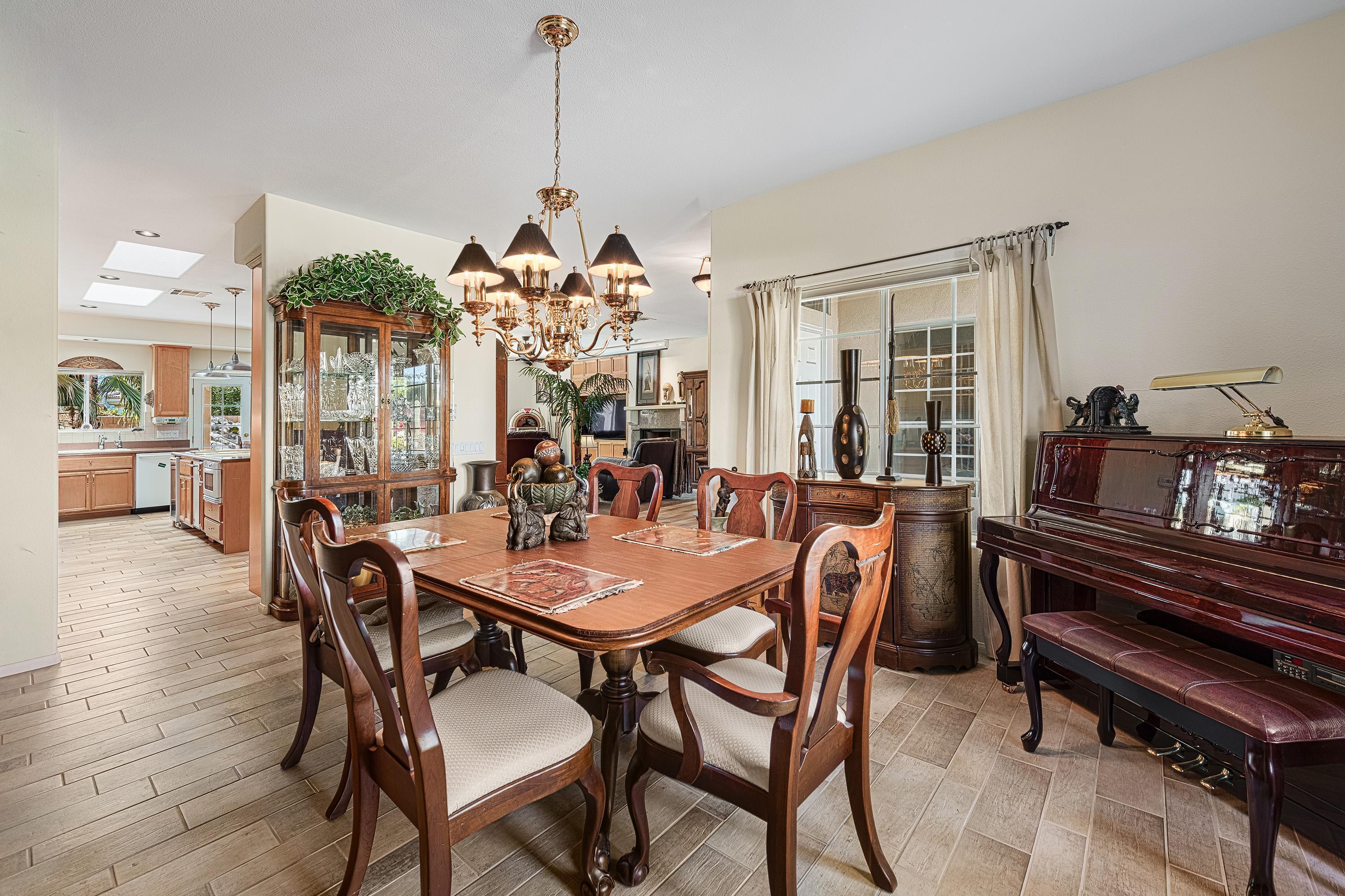 69445 Serenity Road Cathedral City, CA 92234 - Photo 11 of 28 Dining Room