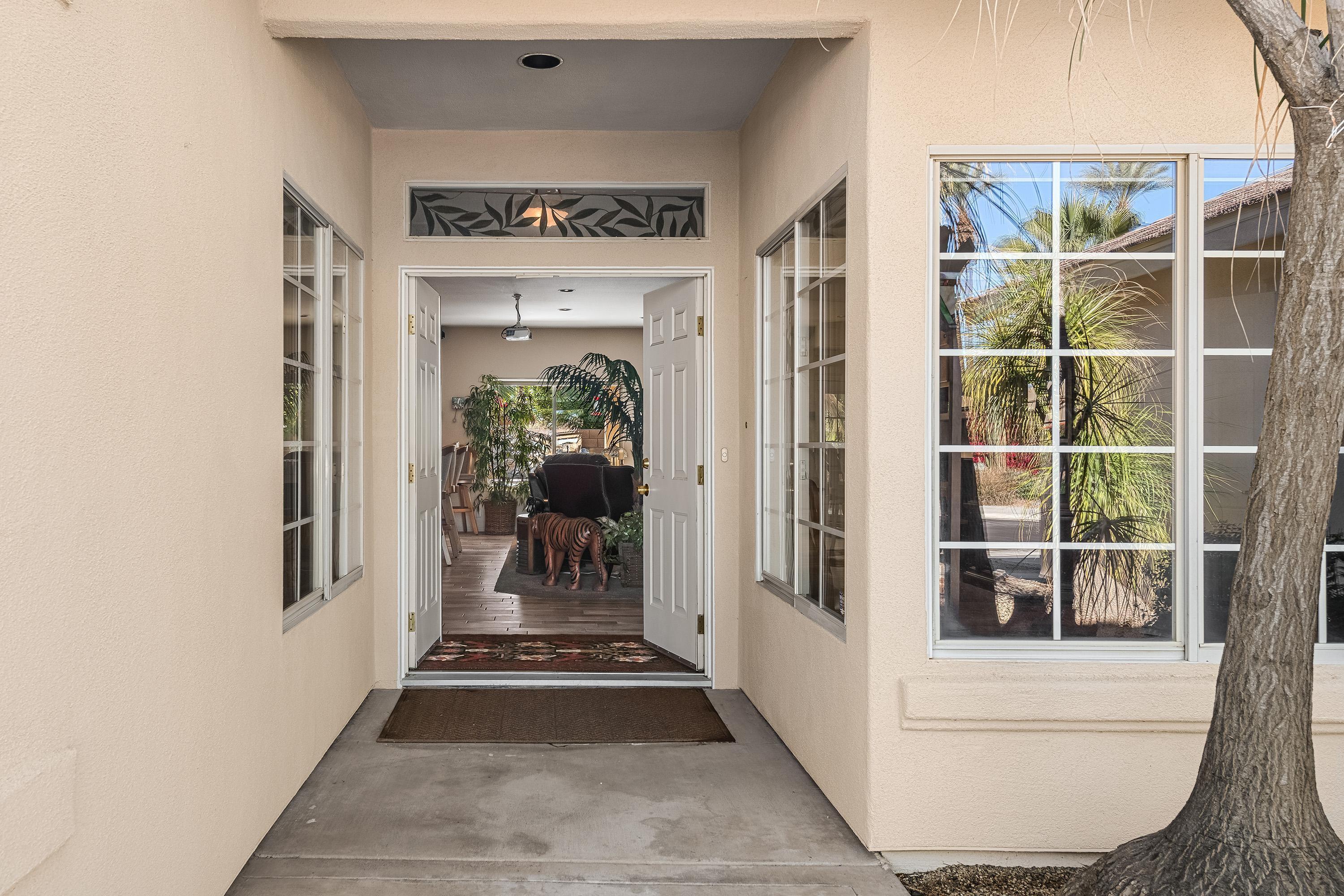 69445 Serenity Road Cathedral City, CA 92234 - Photo 3 of 28 Entrence