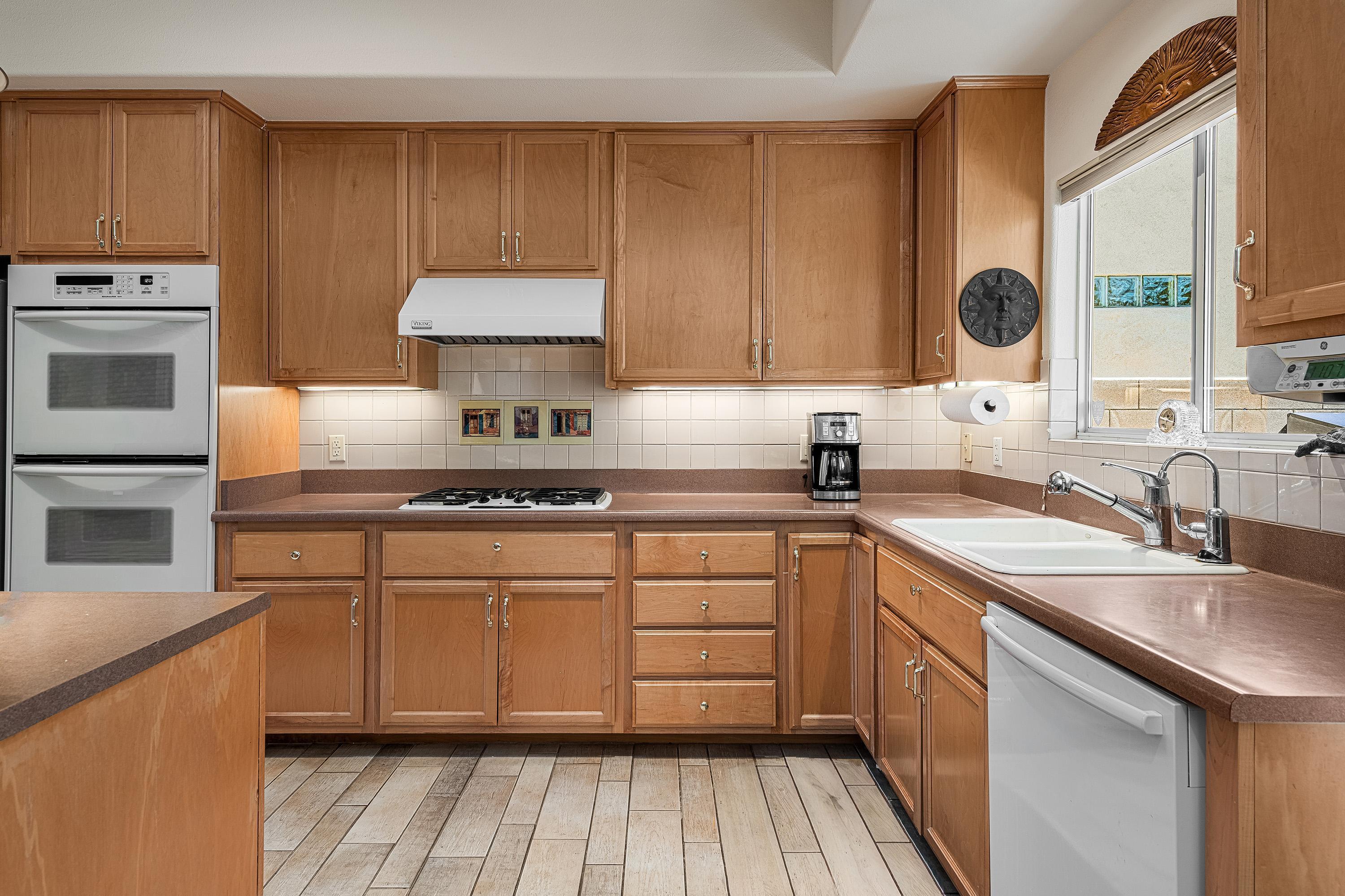 69445 Serenity Road Cathedral City, CA 92234 - Photo 9 of 28 Kitchen 2