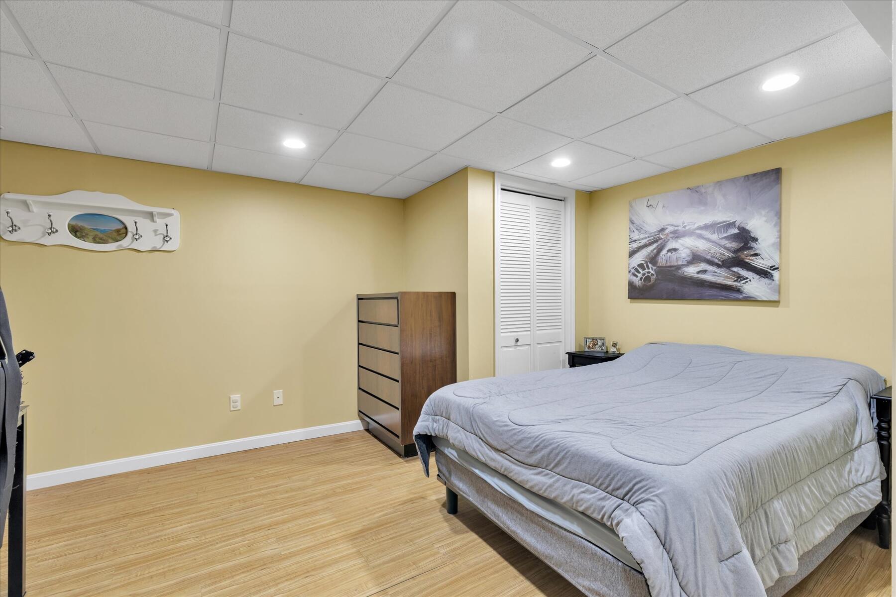 40 Waterfield Road Osterville, MA 02655 - Photo 14 of 35 12