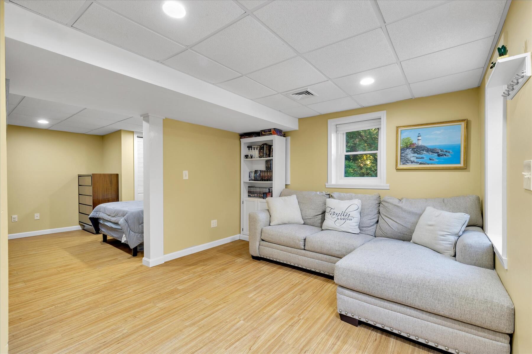 40 Waterfield Road Osterville, MA 02655 - Photo 15 of 35 13