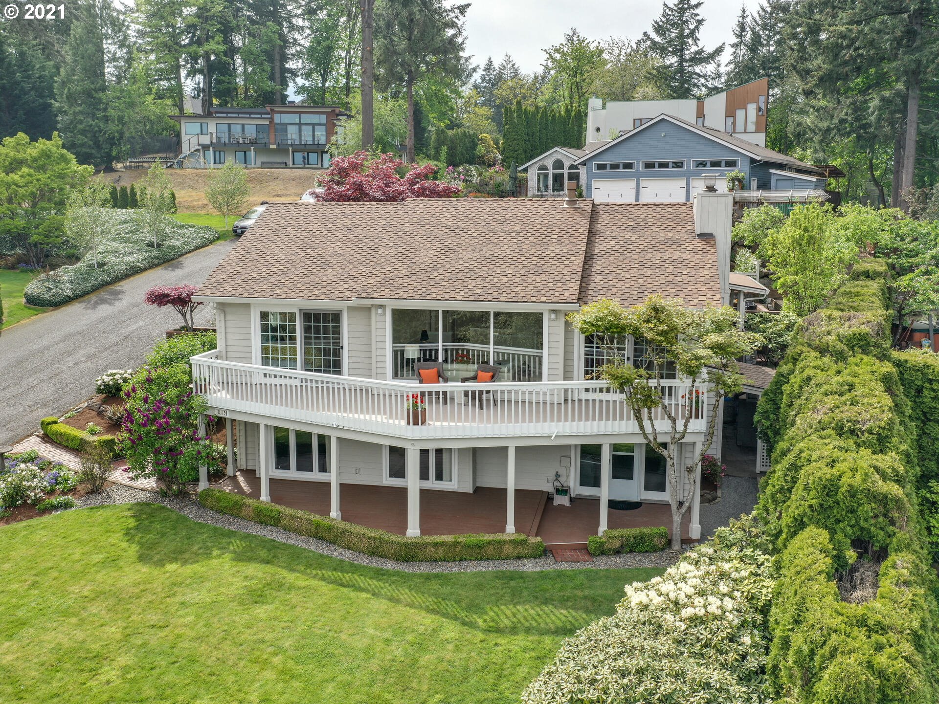 10115 Southwest Lancaster Road Portland, OR 97219 - Photo 1 of 32 Gallery Image 1
