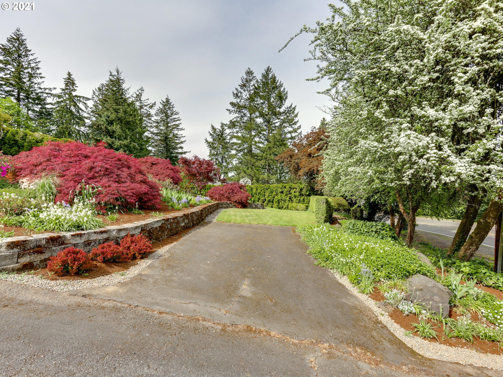 10115 Southwest Lancaster Road Portland, OR 97219 - Photo 31 of 32 Gallery Image 31