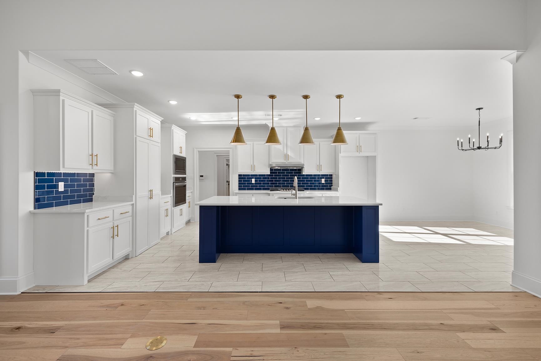 822 Leta Loop Brighton, TN 38011 - Photo 10 of 40 a room with a cabinets and piano